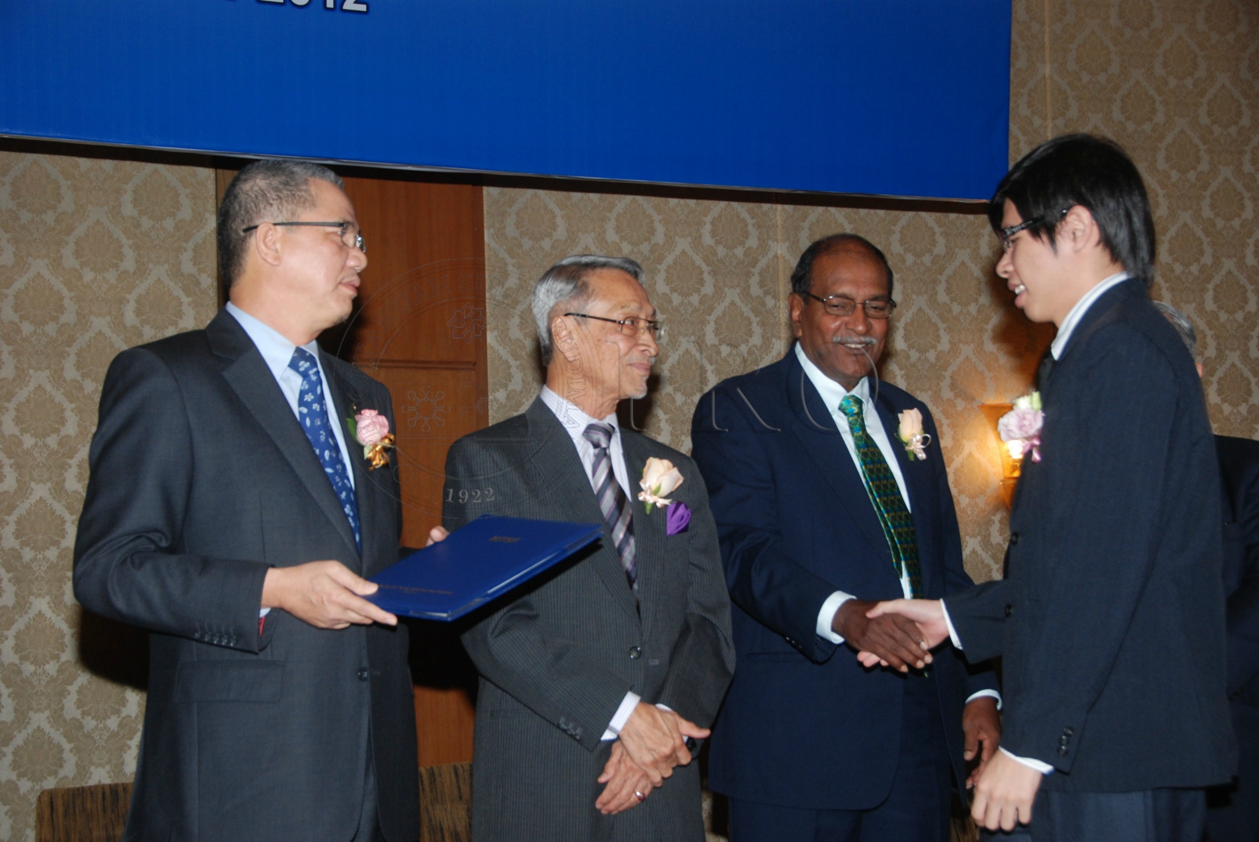 PRO 12 135 toray DSC 9074